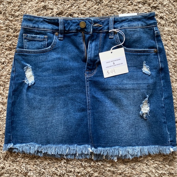 Jean Skirt - Picture 2 of 2